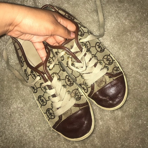 MICHAEL KORS SNEAKERS - Picture 3 of 4